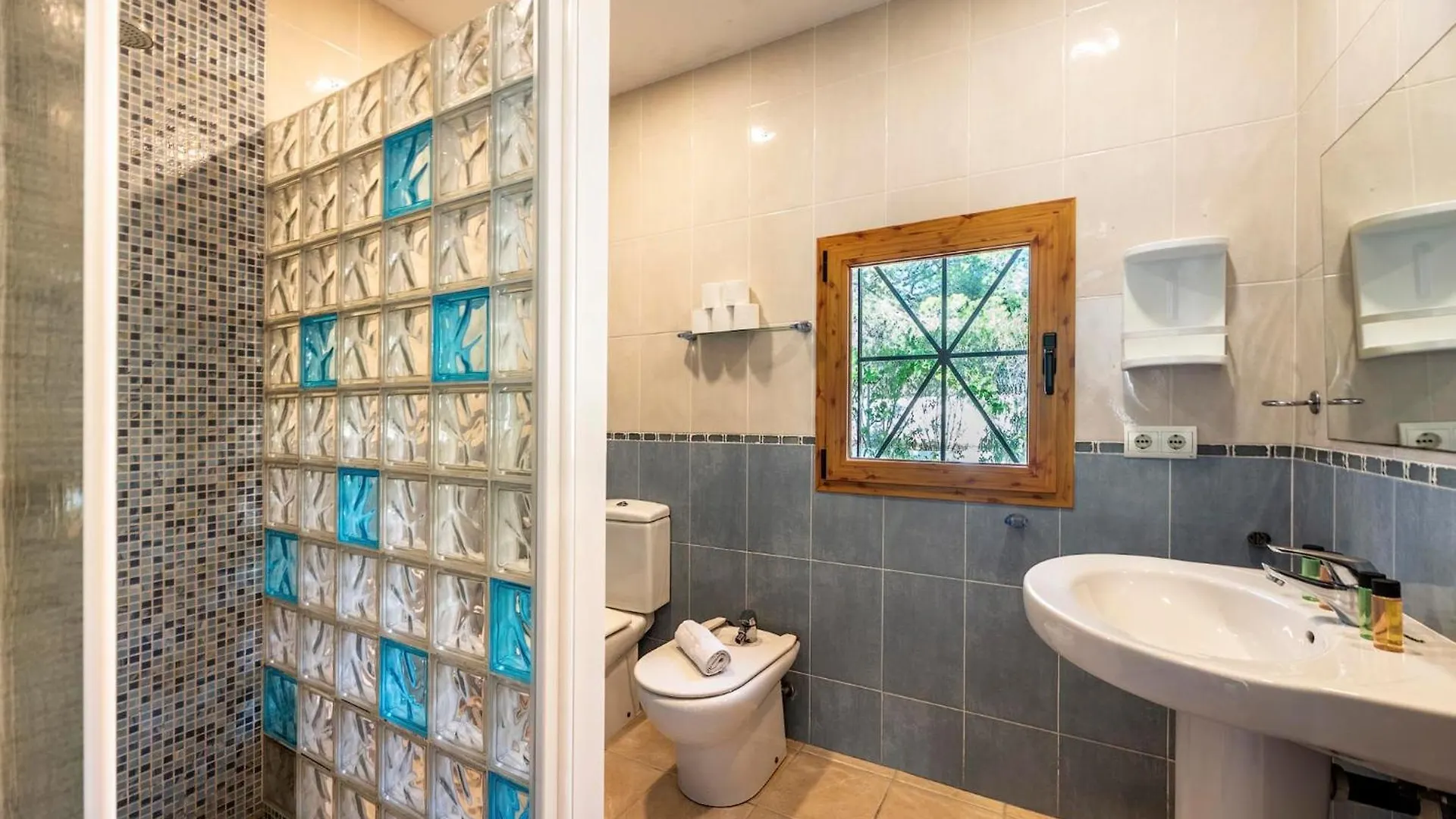 Casa Aalaya Ibiza Mediterranean Retreat سان أنطونيو إسبانيا